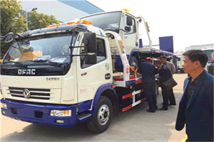 紫金汽车道路救援拖车价格